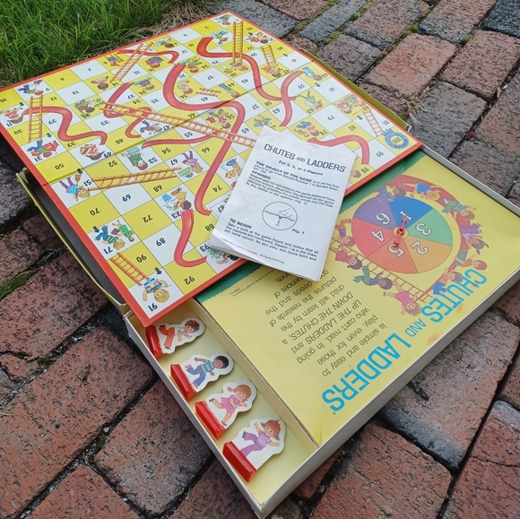 Milton Bradley | Games | Vintage 7s Complete Chutes Ladders 972 Milton ...